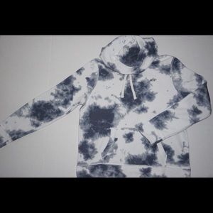 HOLLISTER White & Blue Tie Dye Hoodie ♡